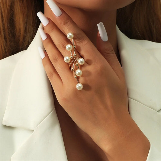 Multi-Pearl Design Finger Ring