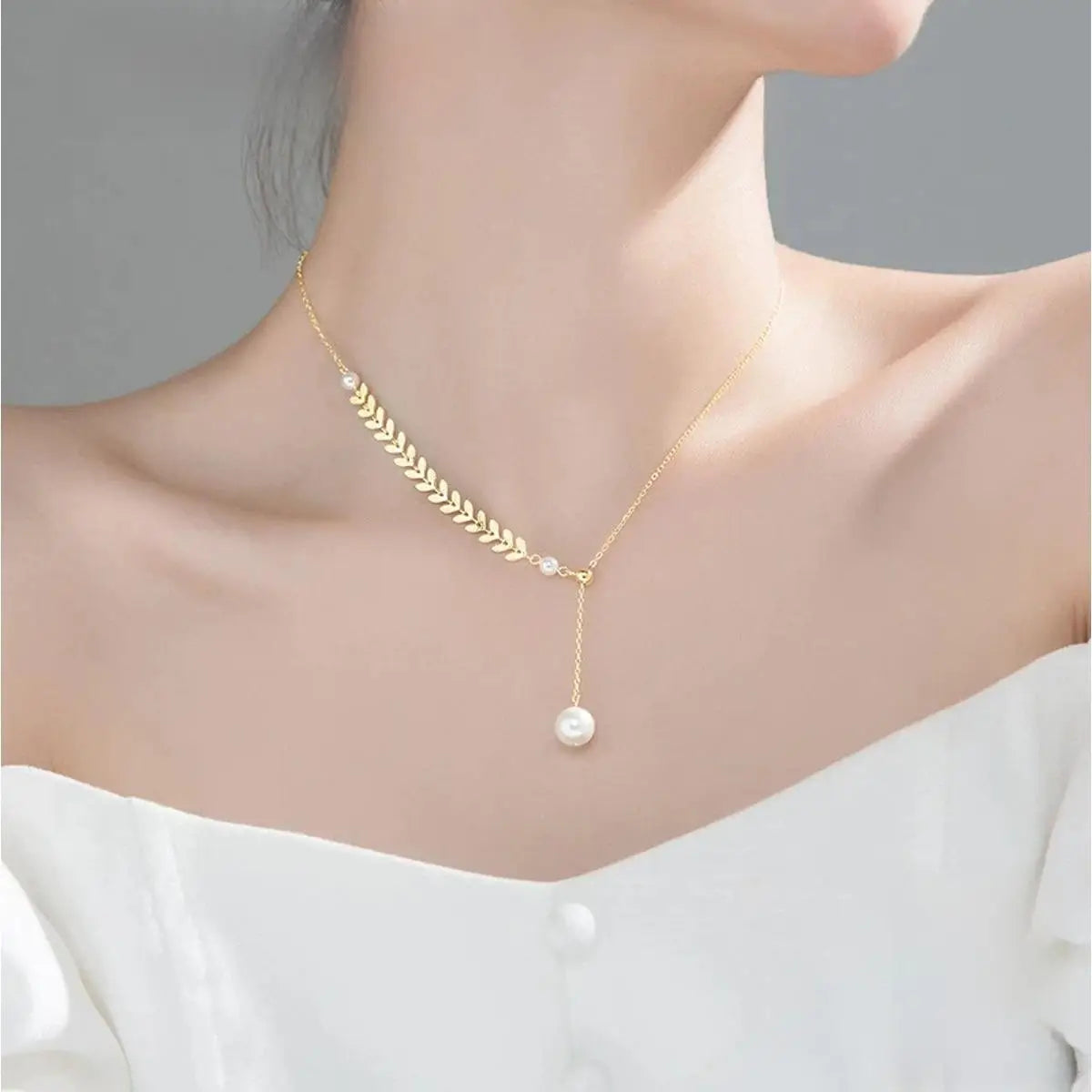 Simple Strip Pearls Pendant Necklace