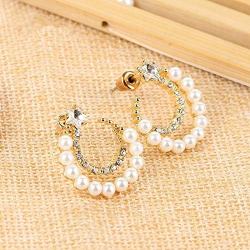 Vintage Moon Pearl Stud Earring