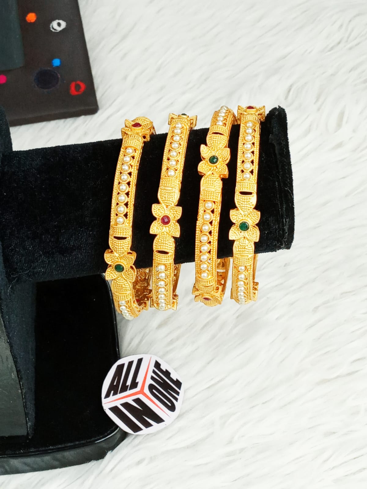 Heritage Pearl and Kemp Stone Bangle Set