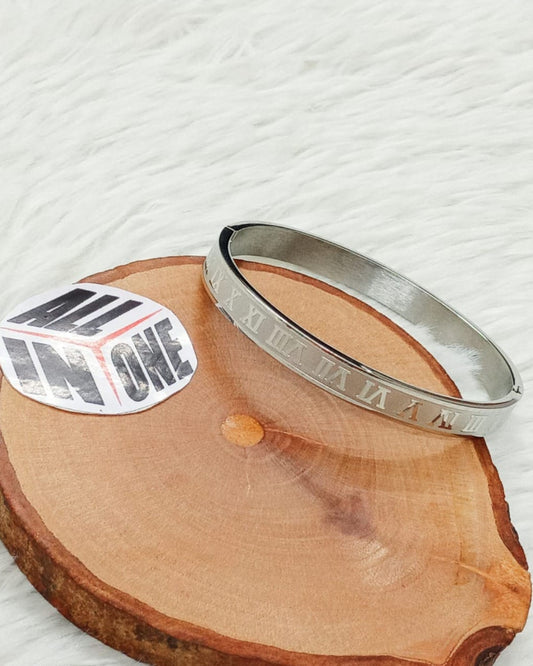 Men’s Roman Numeral Engraved Silver Kada