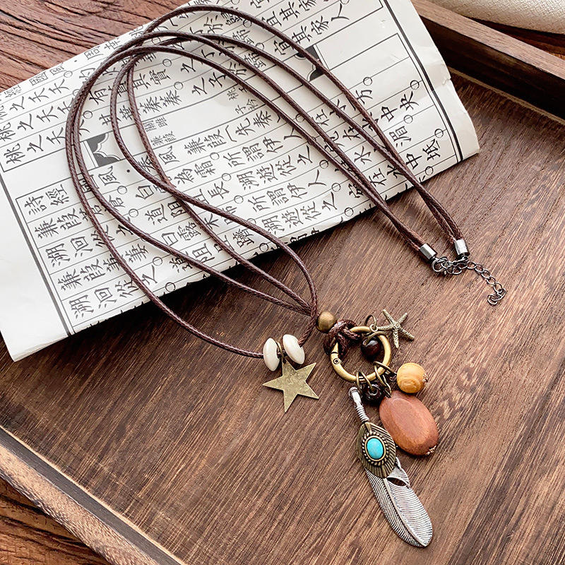 Feather Star Oval Wooden Necklace