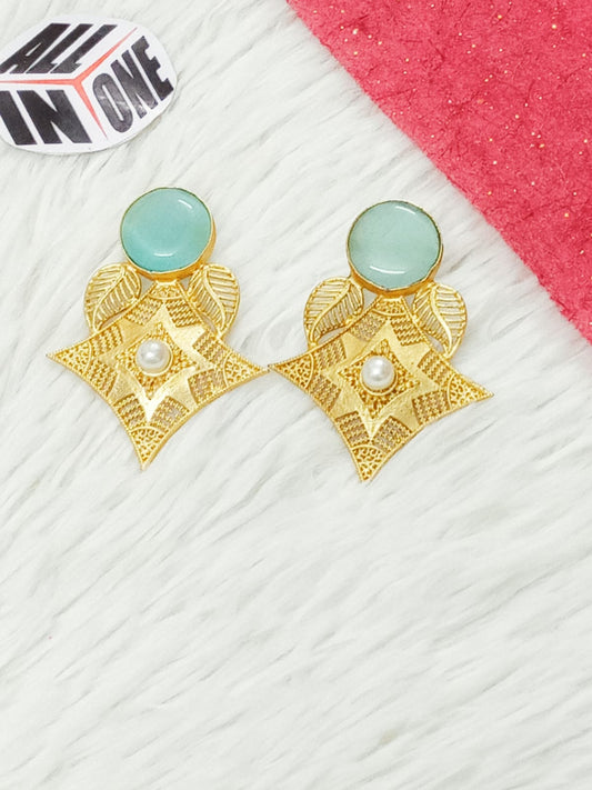 Golden Star Filigree Studs with Mint Stone