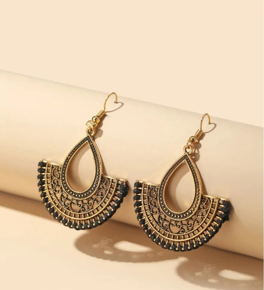 Vintage Antique Gold Teardrop Fan Earrings