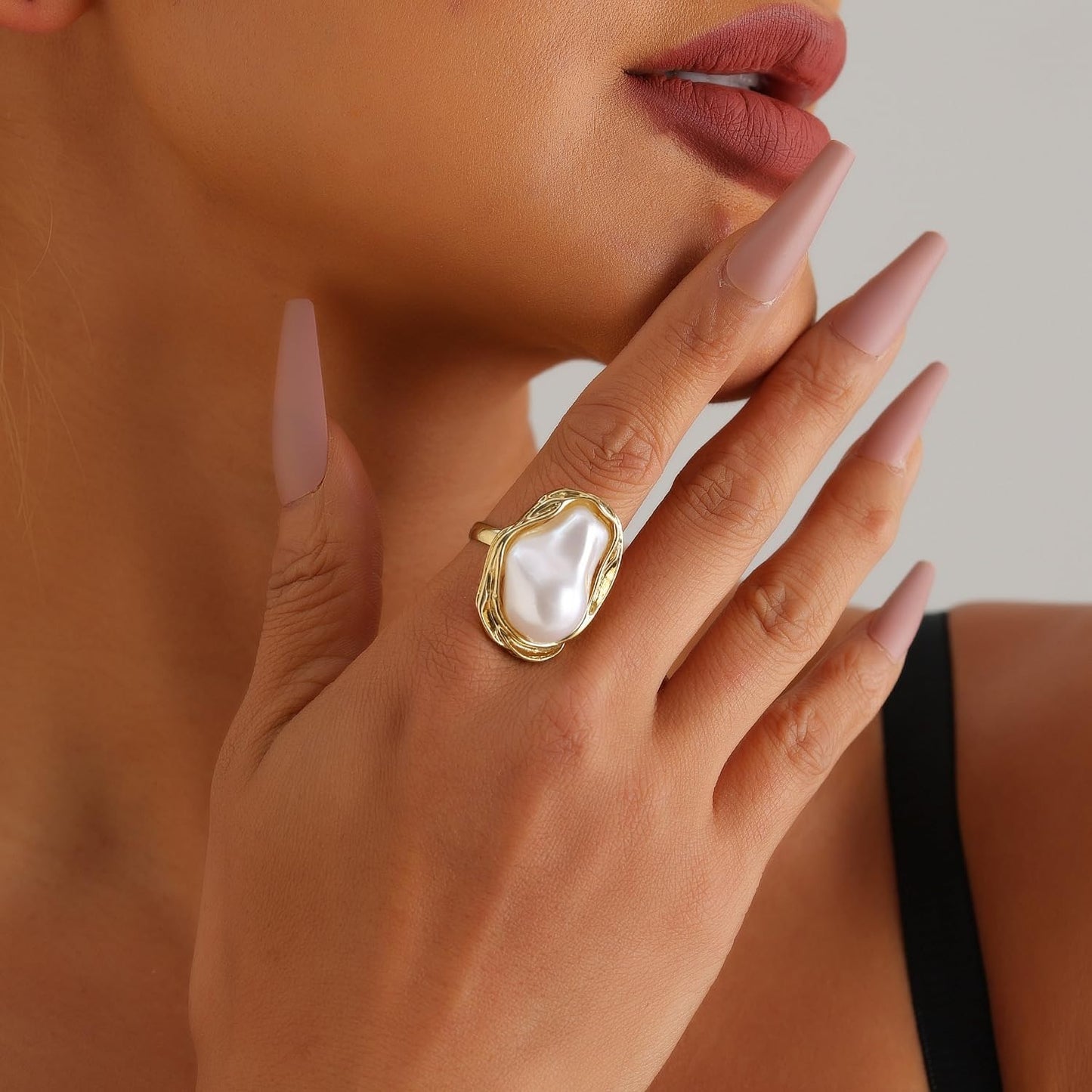 Adjustable Irregularity Statement Pearl Ring