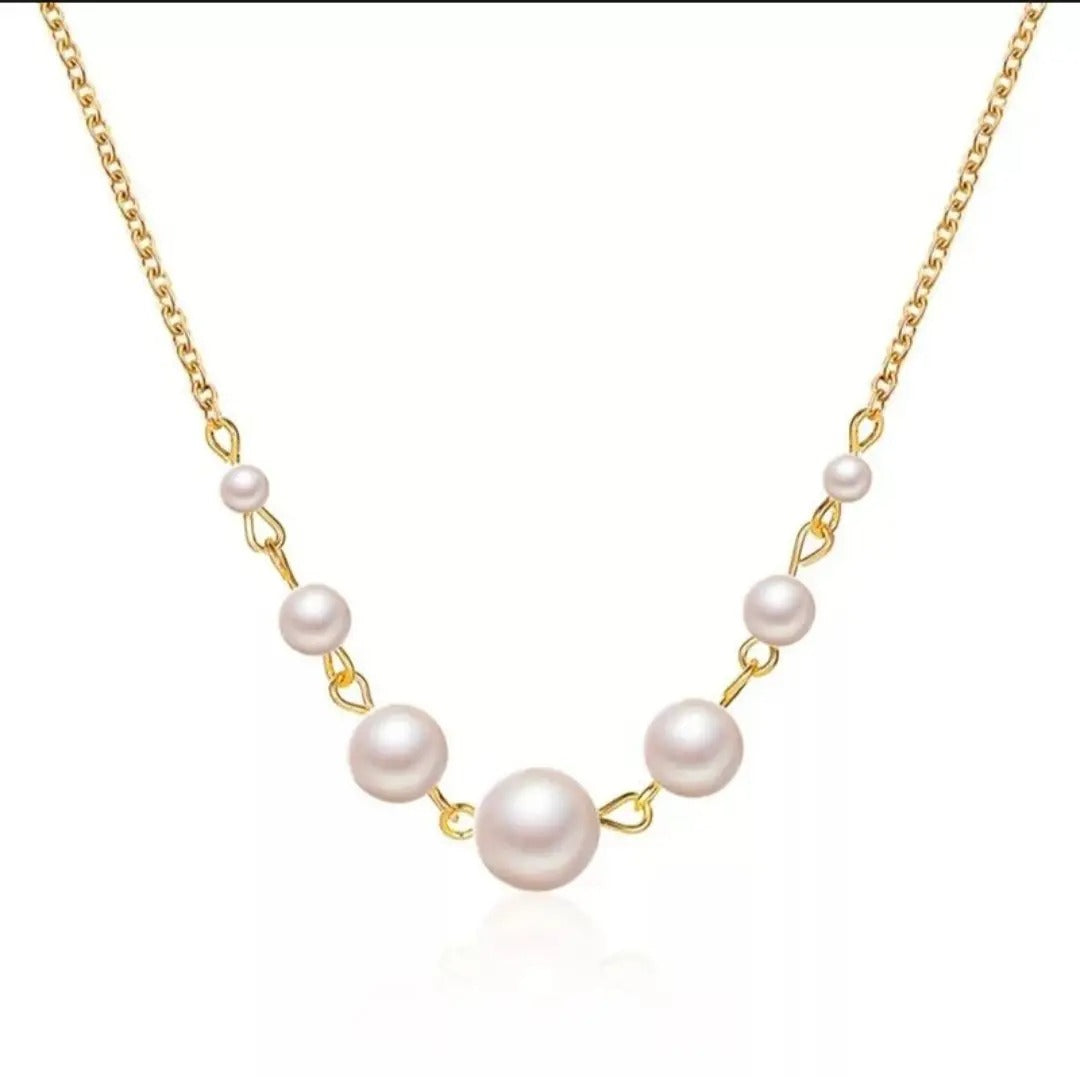Pearl Small to Large Chain Necklace