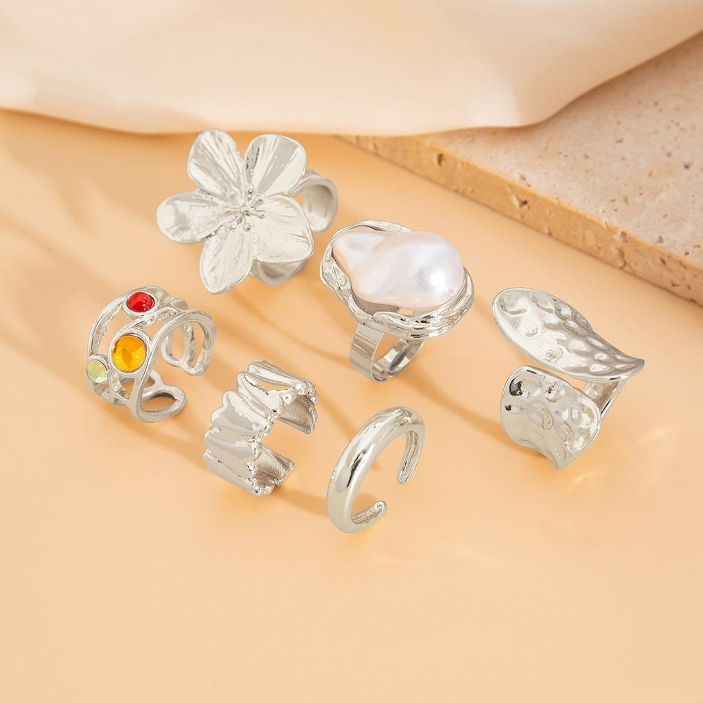 6-piece Set Of Liquid Flower Lava Rings With Fashionable Infinite Knot Design