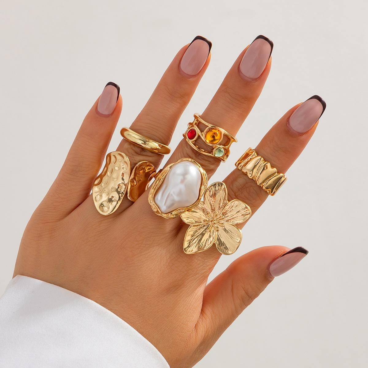 6-piece Set Of Liquid Flower Lava Rings With Fashionable Infinite Knot Design