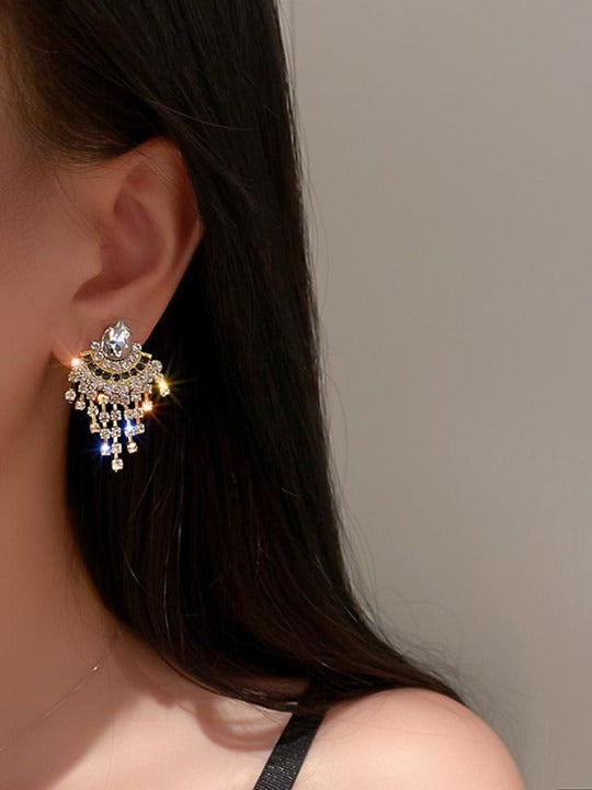 Geometric Pearls Drop Earrings