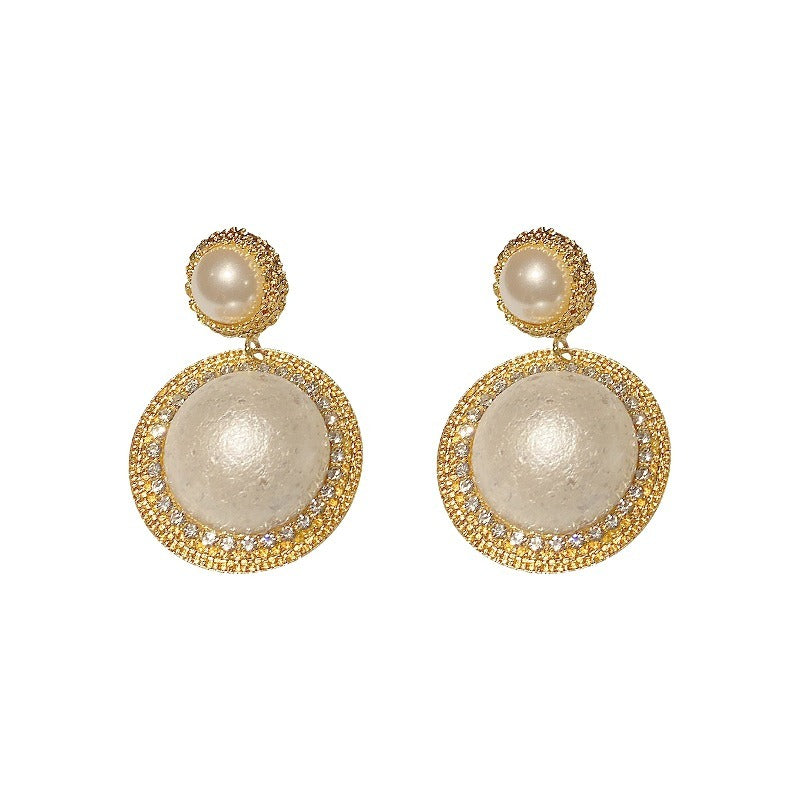 Delicate Female Pearl Dangle Earring