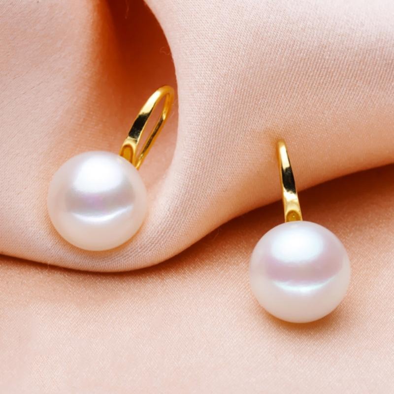 Korean Artificial Pearl Stud Earrings for Girls Simple Stylish Top_ Earring