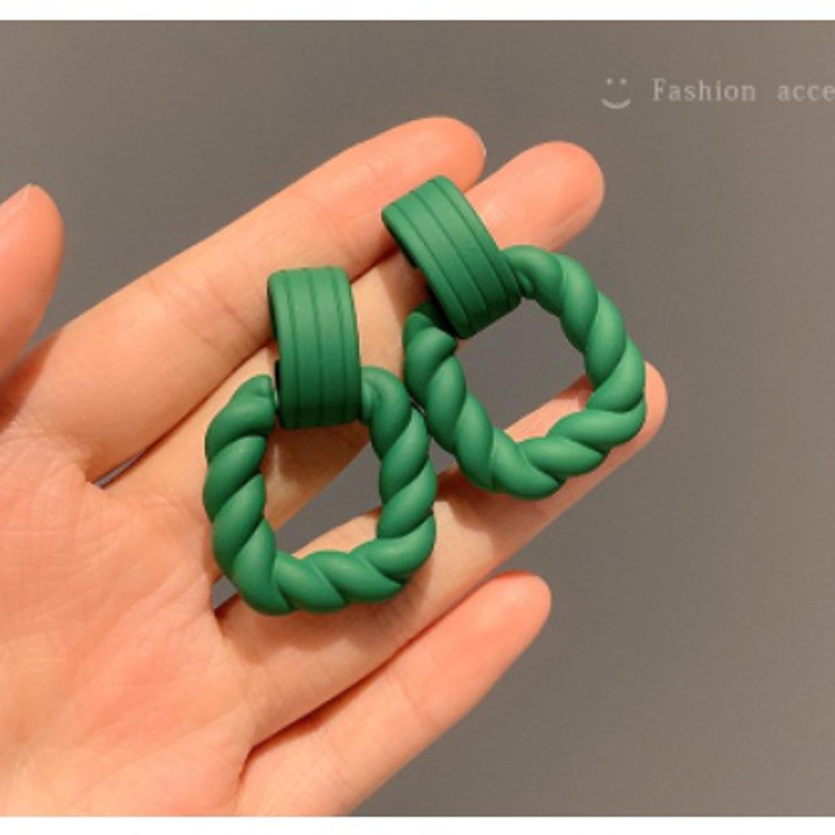 Hollow Geometry Earing