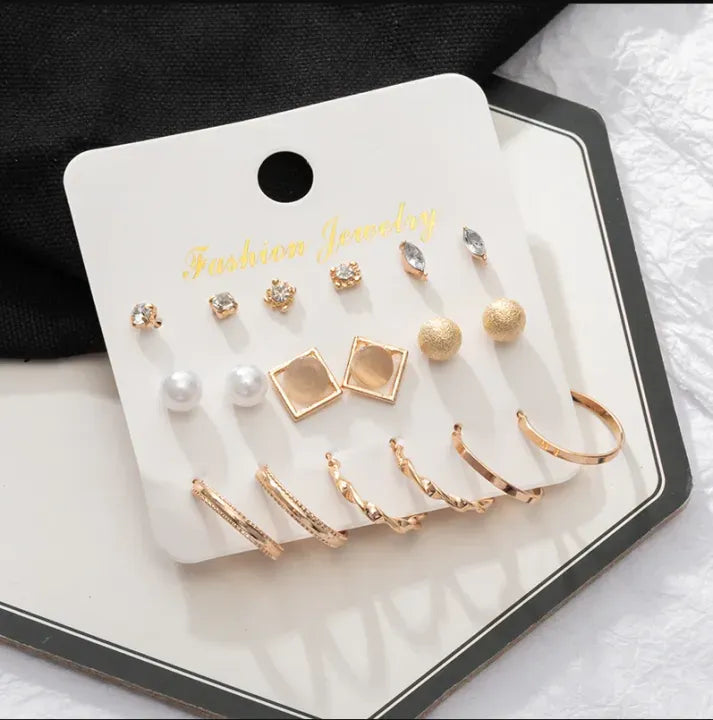 9 Pair Pearl Stud Earrings