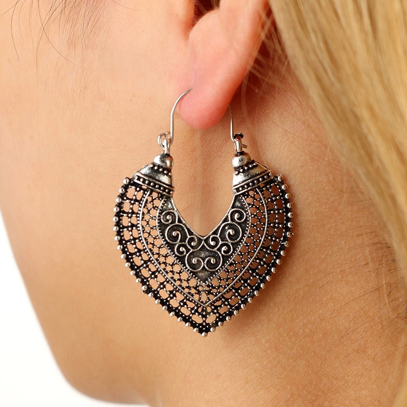 Trendy Vintage Heart Shaped Drop Jhumka Earring